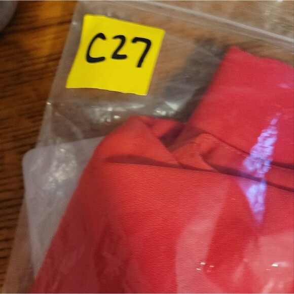 Everly Pink Barbiecore Keyhole Back Dress With Pockets Size Small - Picture 10 of 10